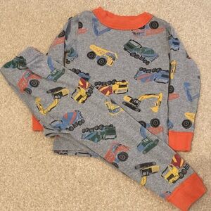 Hanna Andersson Construction Vehicles Pajama Set with Orange Trim